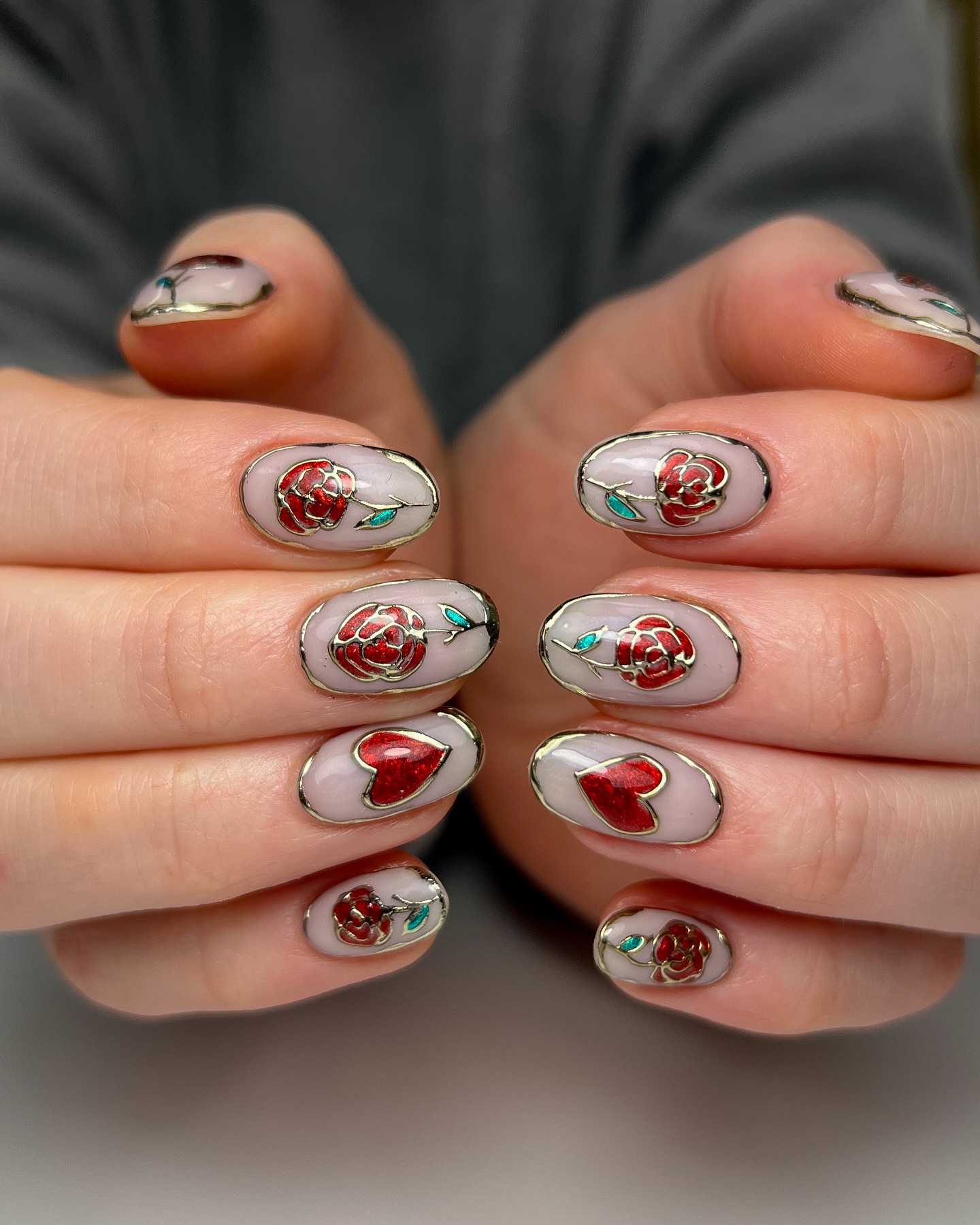 25. Timeless Romance: Glossy Petals and Heartfelt Hues