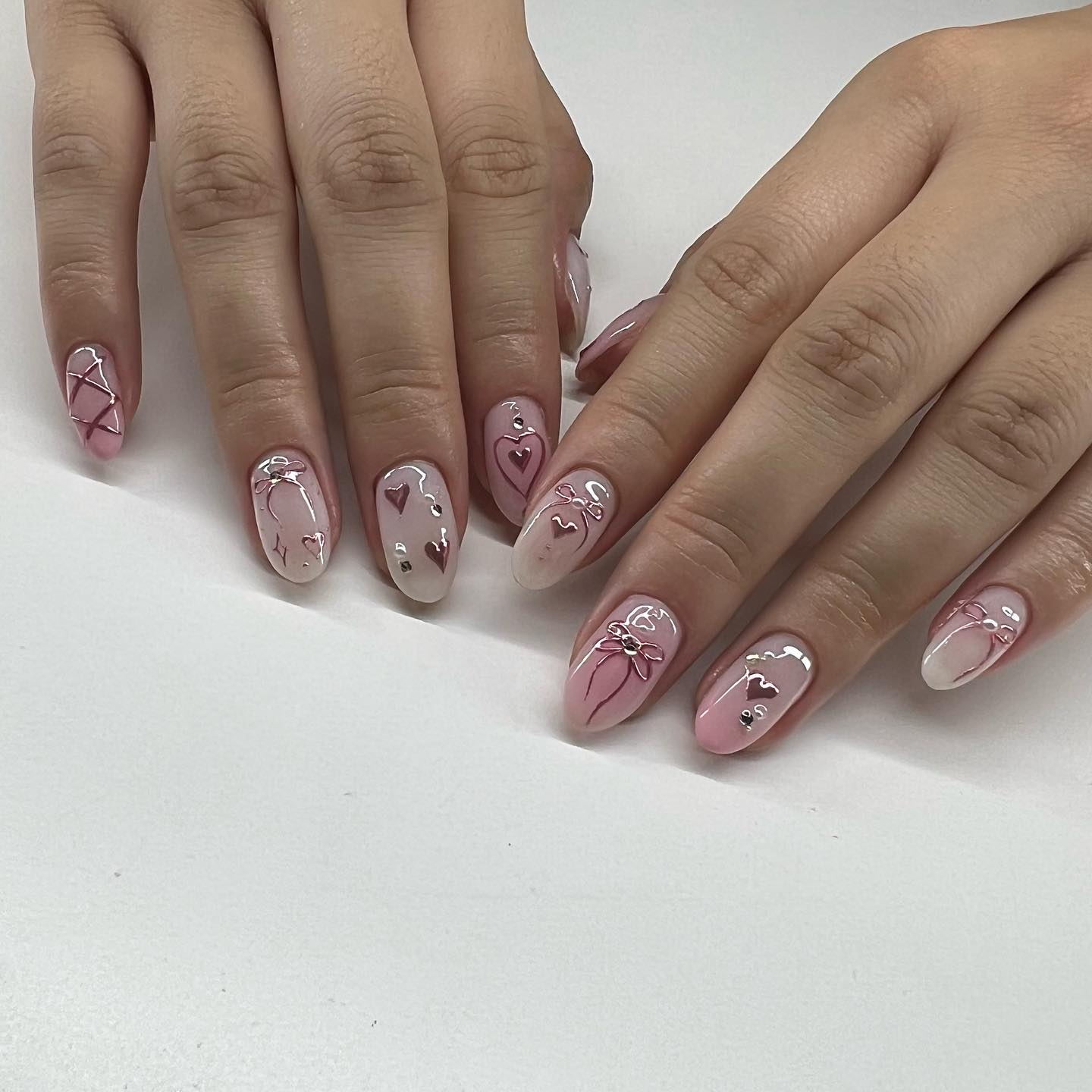 35. Sweetly Adorned: Romantic Whimsy In Pink and Pearls