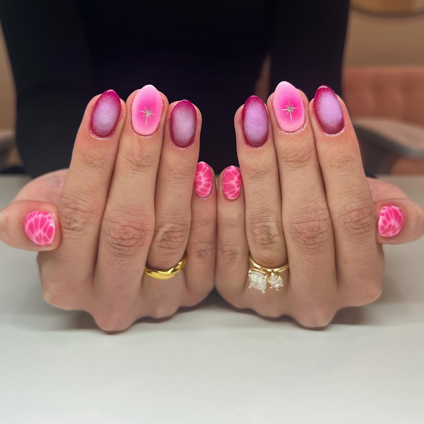 48. Blossoming Romance: a Floral-inspired Nail Art Journey