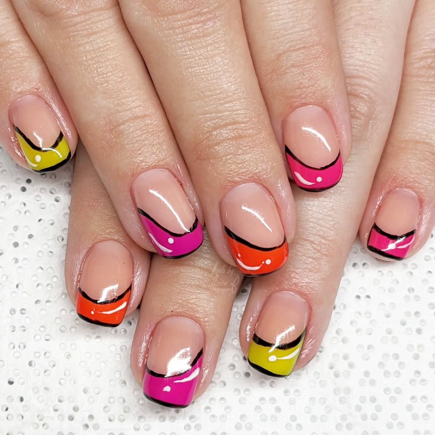 26. Neon Mosaic: a Wild Fusion Of Colorful Curves