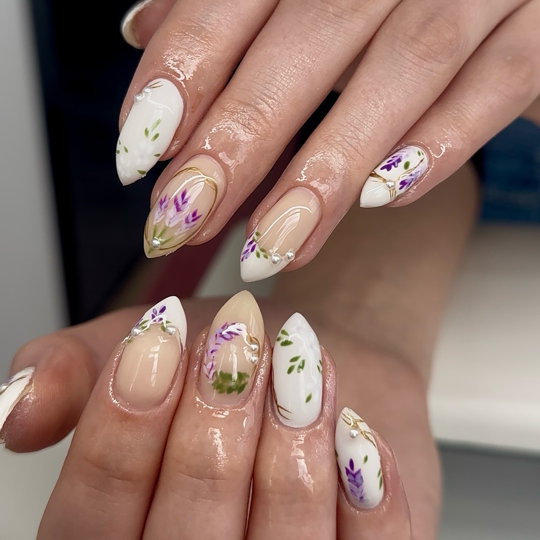 38. Wildflower Whimsy: a Garden Of Delicate Elegance