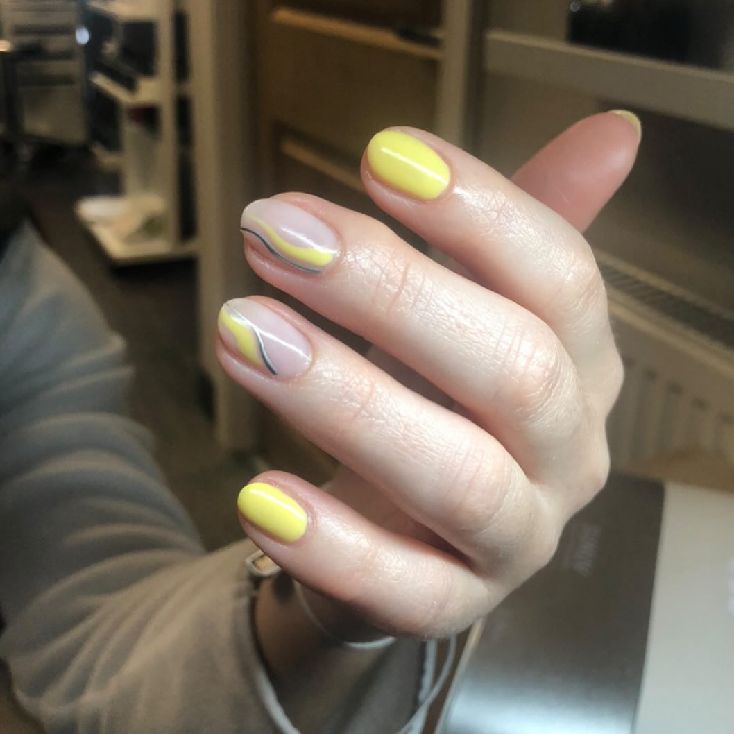 45. Sunny Swirls and Subtle Elegance