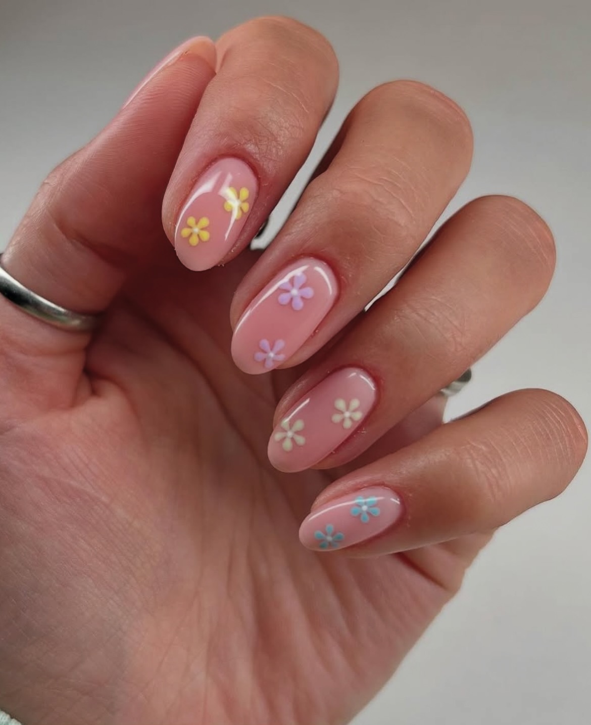 15. Petal-perfect Elegance: Spring’s Soft Floral Kiss