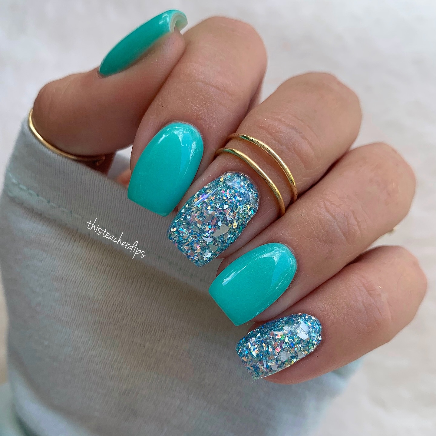 5. Aqua Dreams with a Dazzling Twist