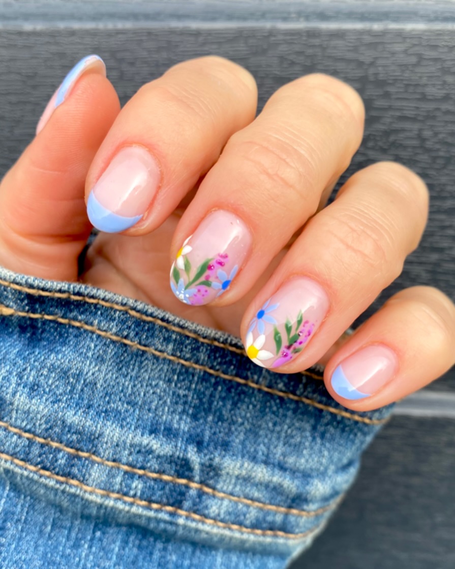 4. Blooming Horizons with a Sky-blue Edge